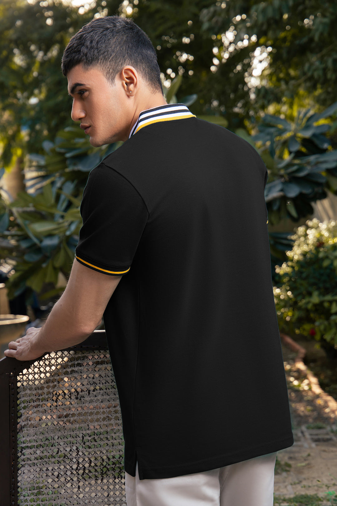 Black Contrast Striped Collar Polo Shirt - S26 - MP0561R