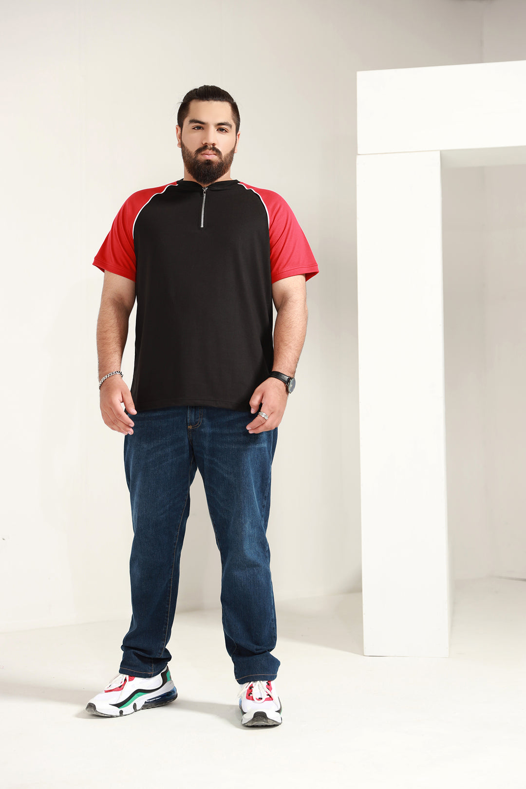 Retro Raglan Black T-Shirt (Plus Size) - P21- MT0078P