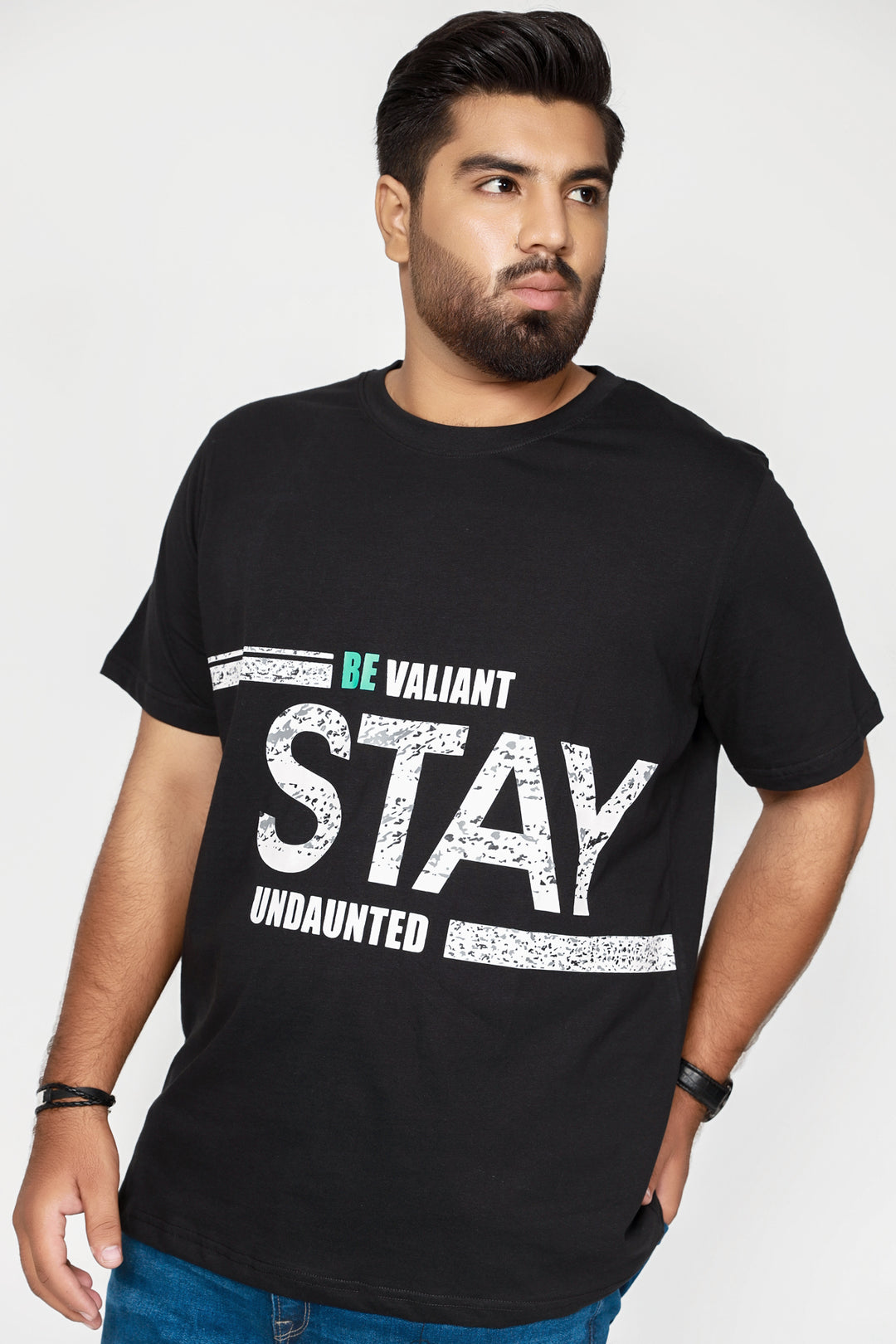 Stay Valiant Graphic T-Shirt (Plus Size) - S22 - MT0174P