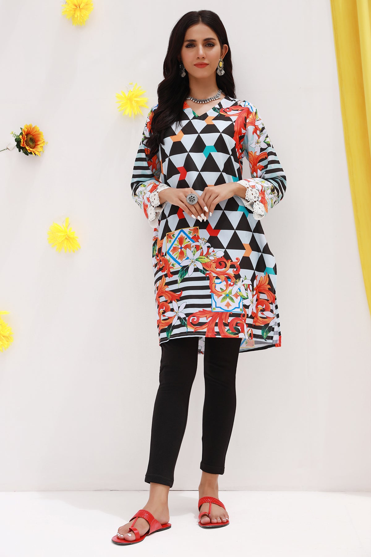 Elnora Ornamental Printed Kurti S22 WK00006 Sclothers